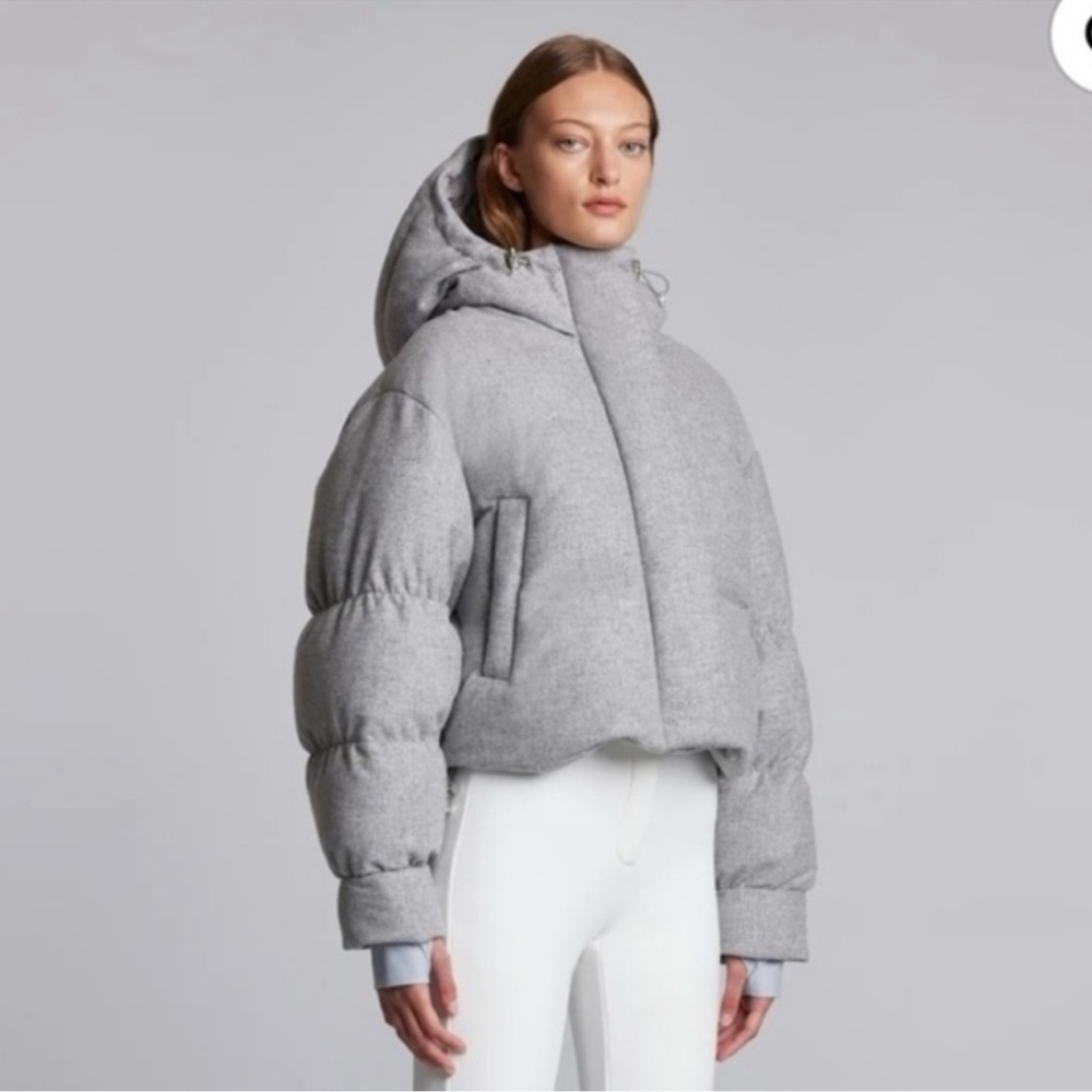 Cordova Aomori Jacket Gray Puffer Jacket M